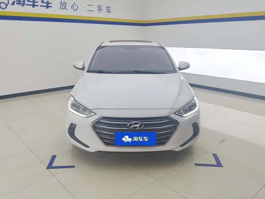 Hyundai Elantra — миниатюра 2