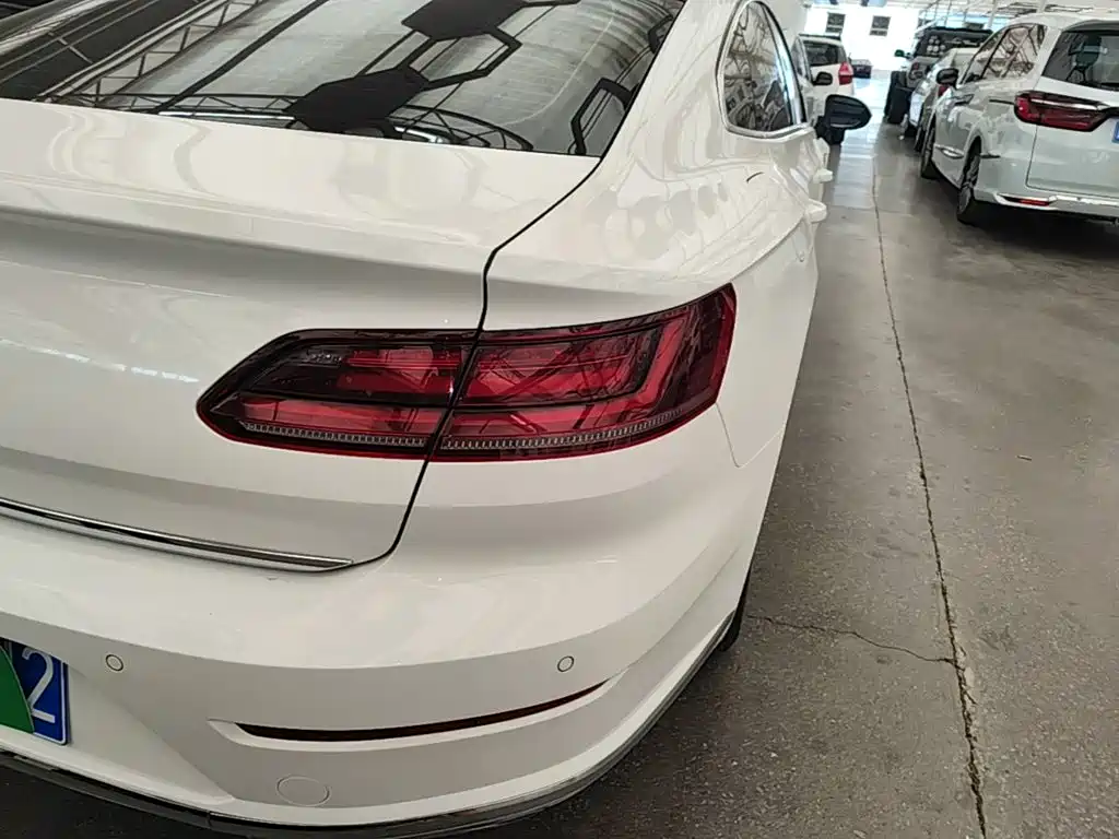 Volkswagen CC — миниатюра 8