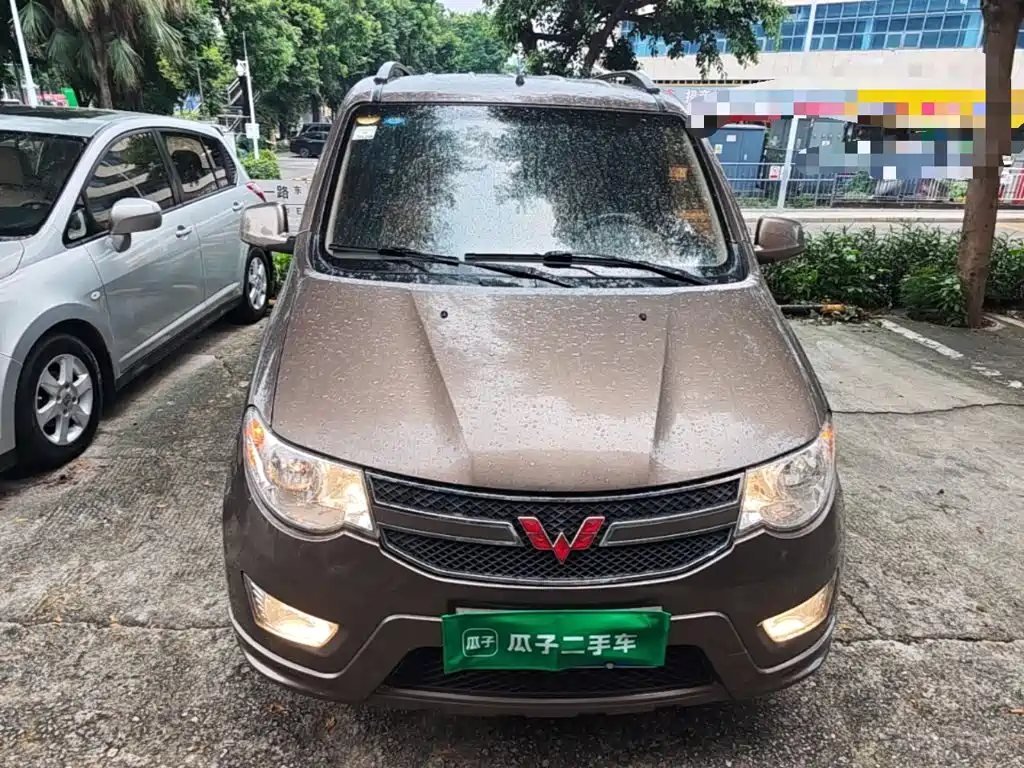 Wuling Hongguang — миниатюра 3
