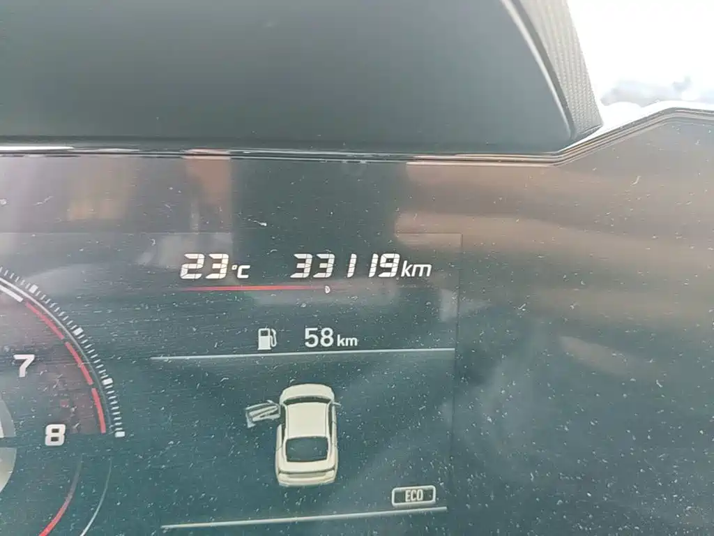 Hyundai Elantra — миниатюра 17