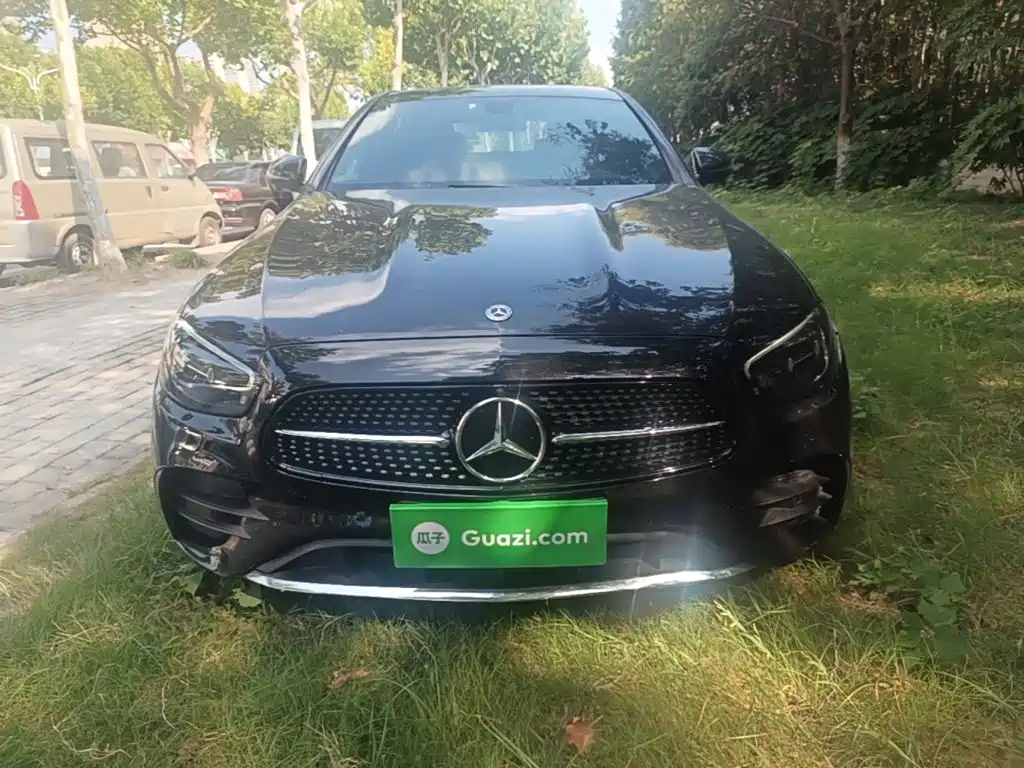 Mercedes-Benz E-Class — миниатюра 3