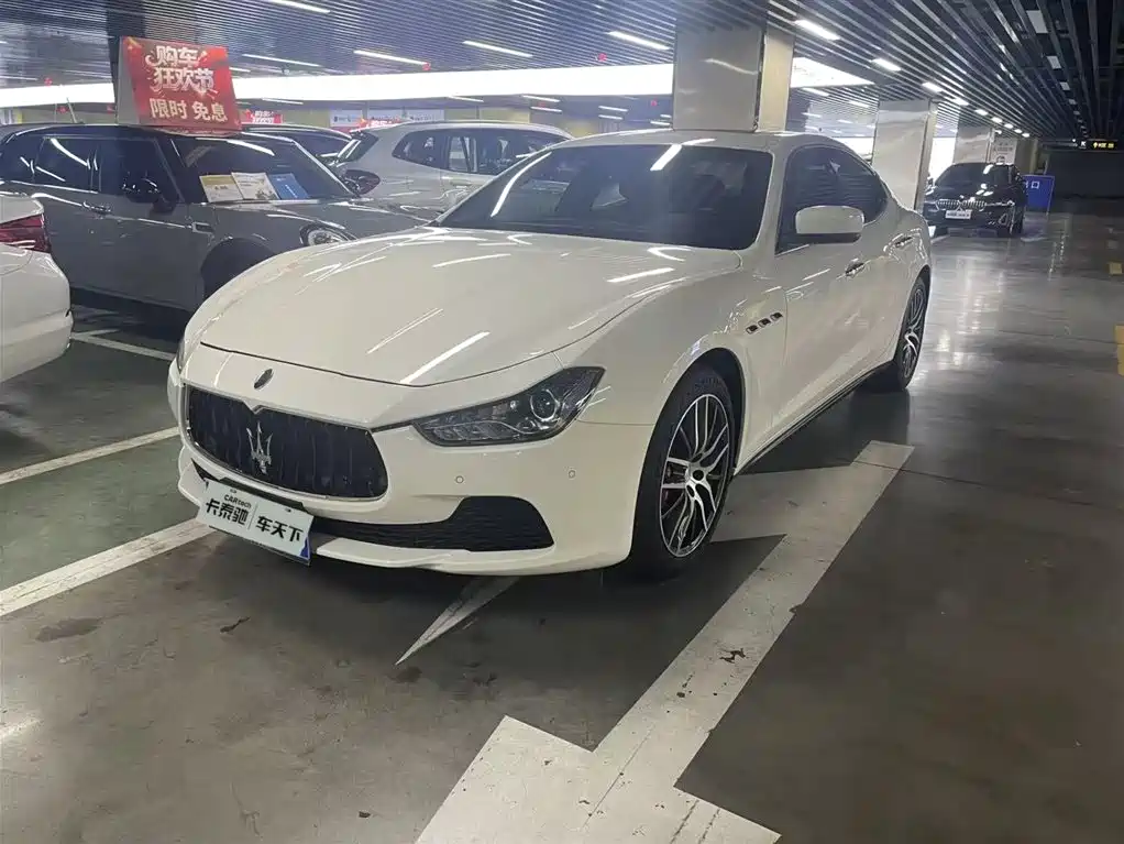 Купить Maserati Ghibli
