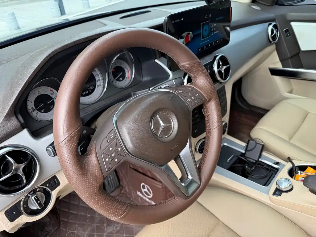 Mercedes-Benz GLK-Class — миниатюра 13