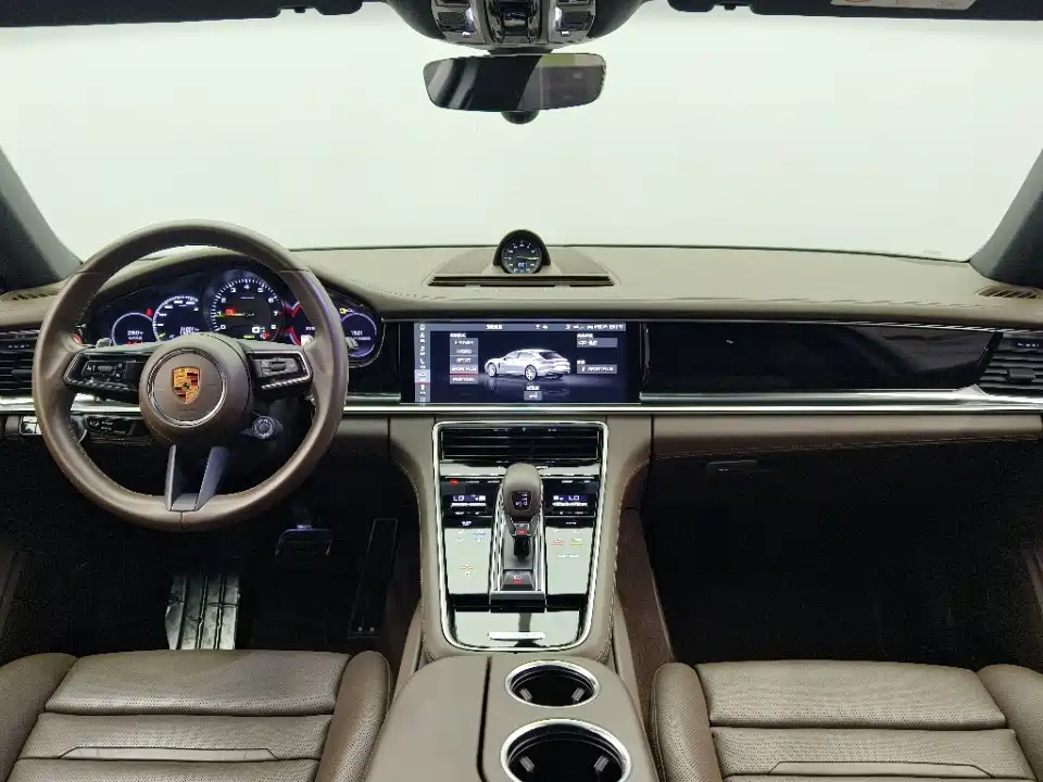 Porsche Panamera Hybrid — миниатюра 11