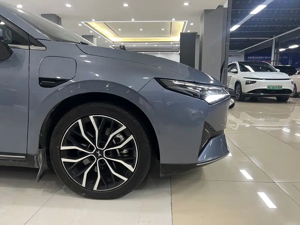 XPeng P5 — миниатюра 4