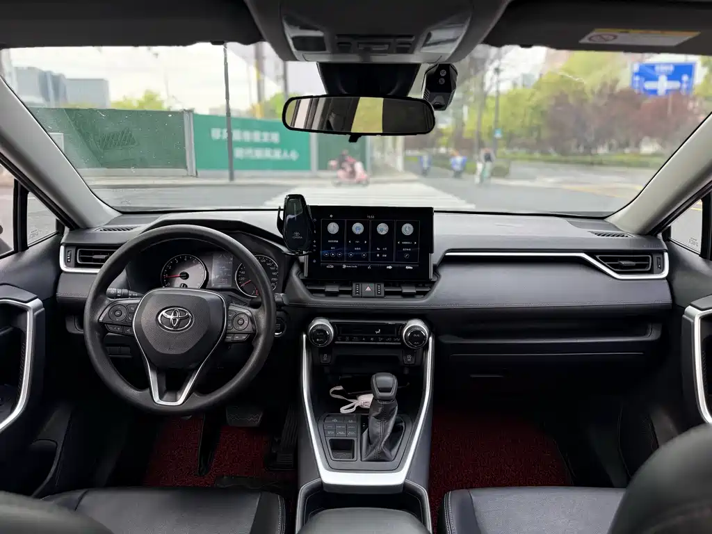 Toyota Wildlander 2020 2.0L CVT Luxury