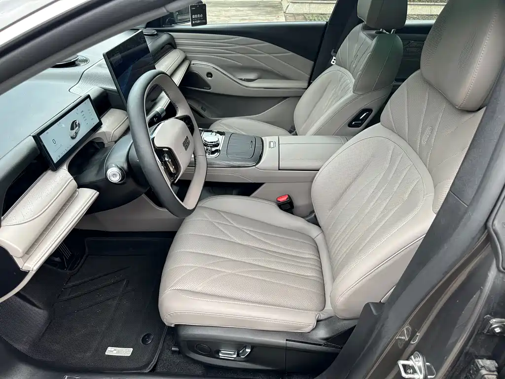 Geely Galaxy Xingyao 8 130km EM-i Premium Edition, фото 19