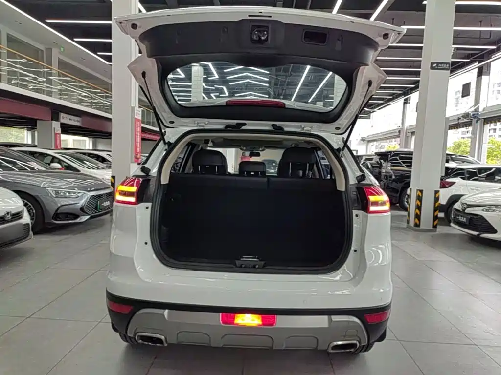 Geely Boyue — миниатюра 19