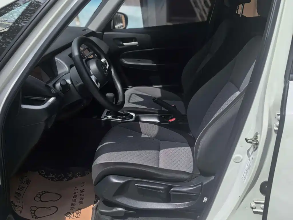 Honda Fit — миниатюра 8