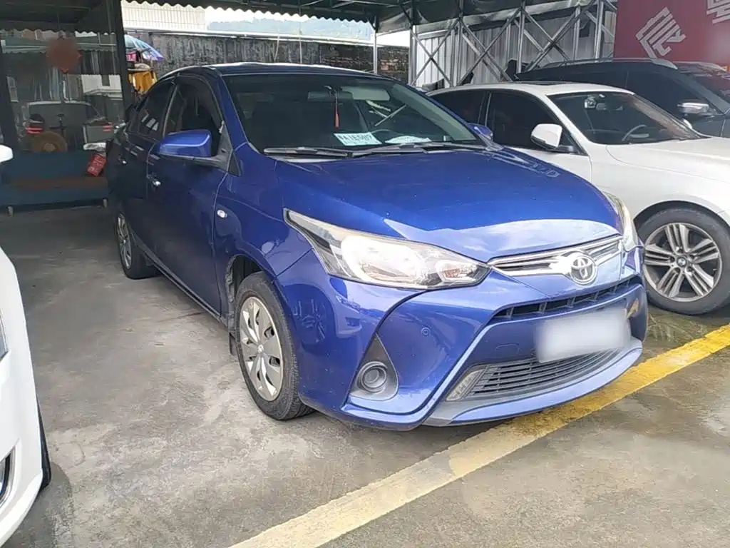 Toyota Yaris L — миниатюра 4