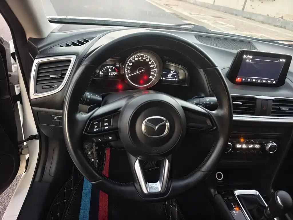 Mazda 3 Axela — миниатюра 13