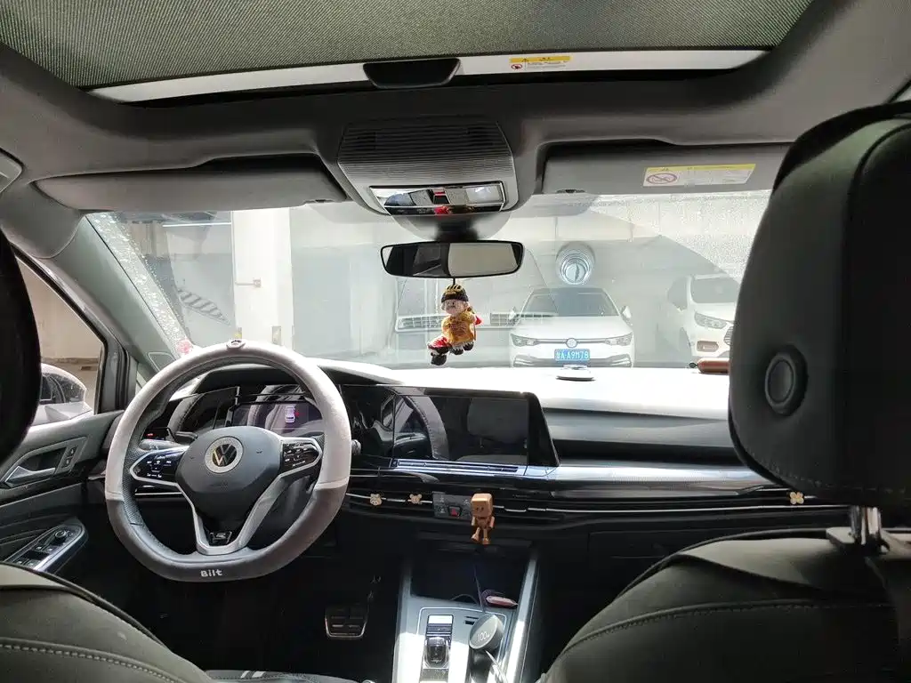 Volkswagen Golf — миниатюра 14