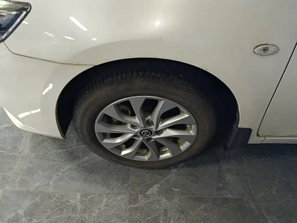Nissan Sylphy — миниатюра 23