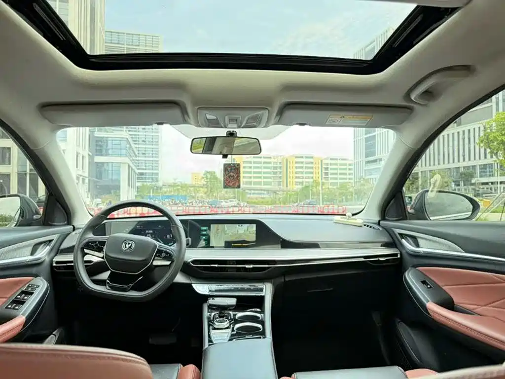 Changan Eado — миниатюра 4