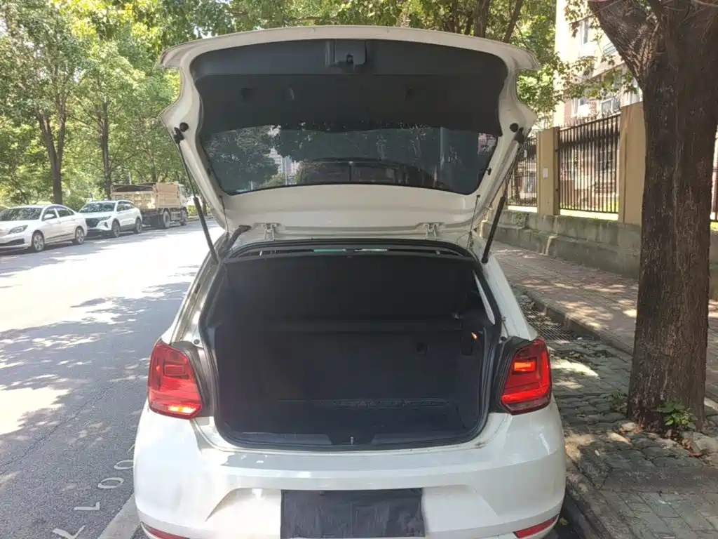 Volkswagen Polo — миниатюра 19