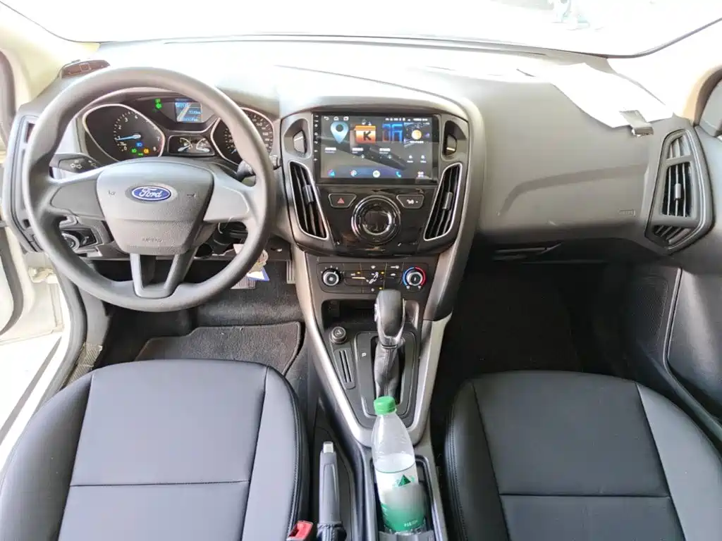 Ford Focus — миниатюра 10