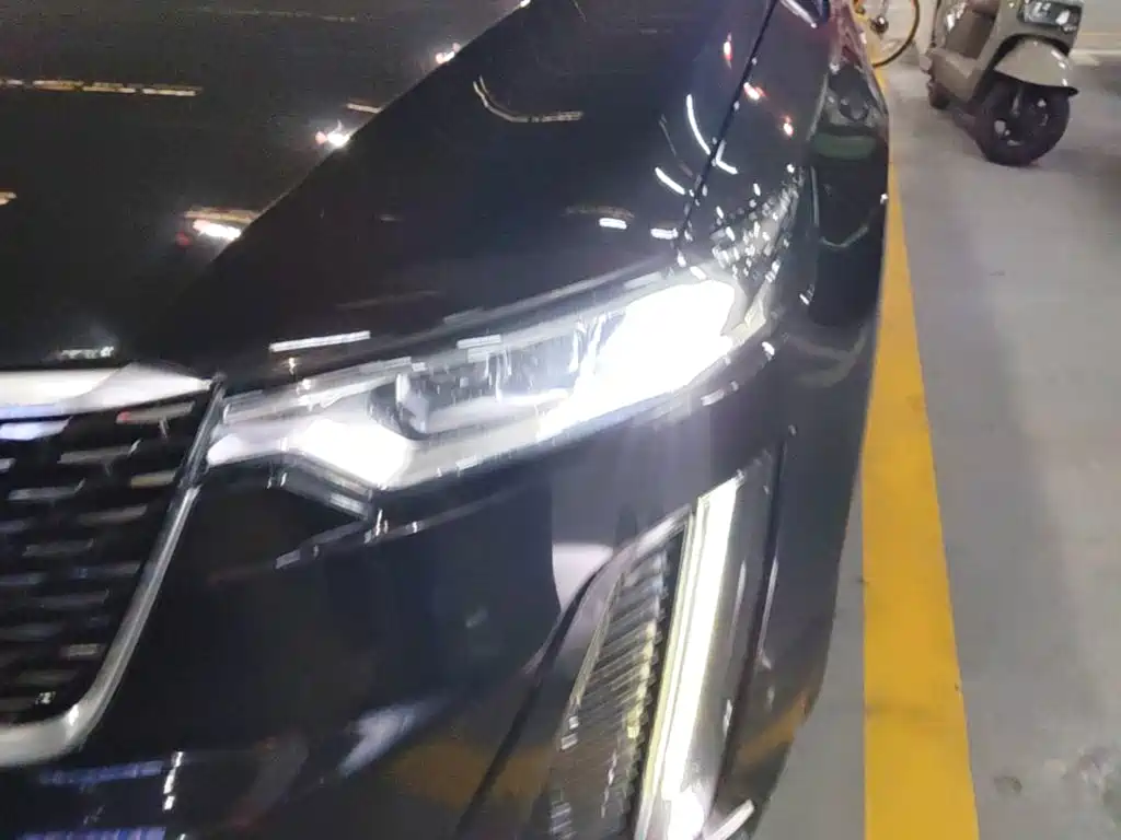 Cadillac XT6 — миниатюра 24