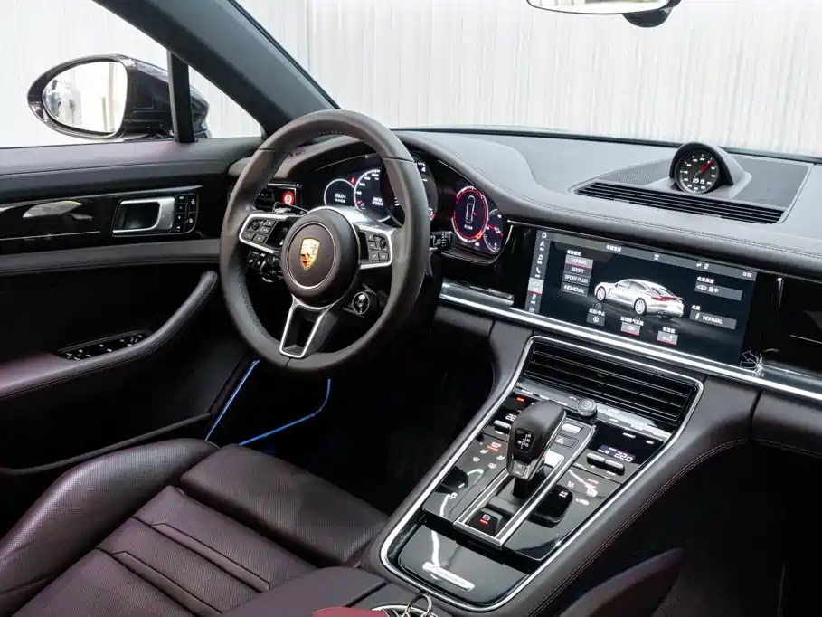 Porsche Panamera — миниатюра 28