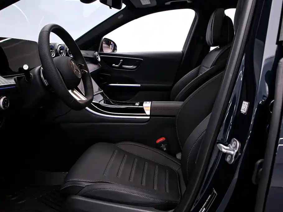 Mercedes-Benz C-Class — миниатюра 14