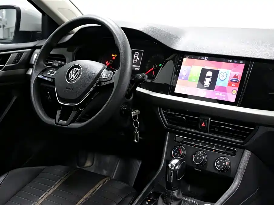 Volkswagen Lavida — миниатюра 10
