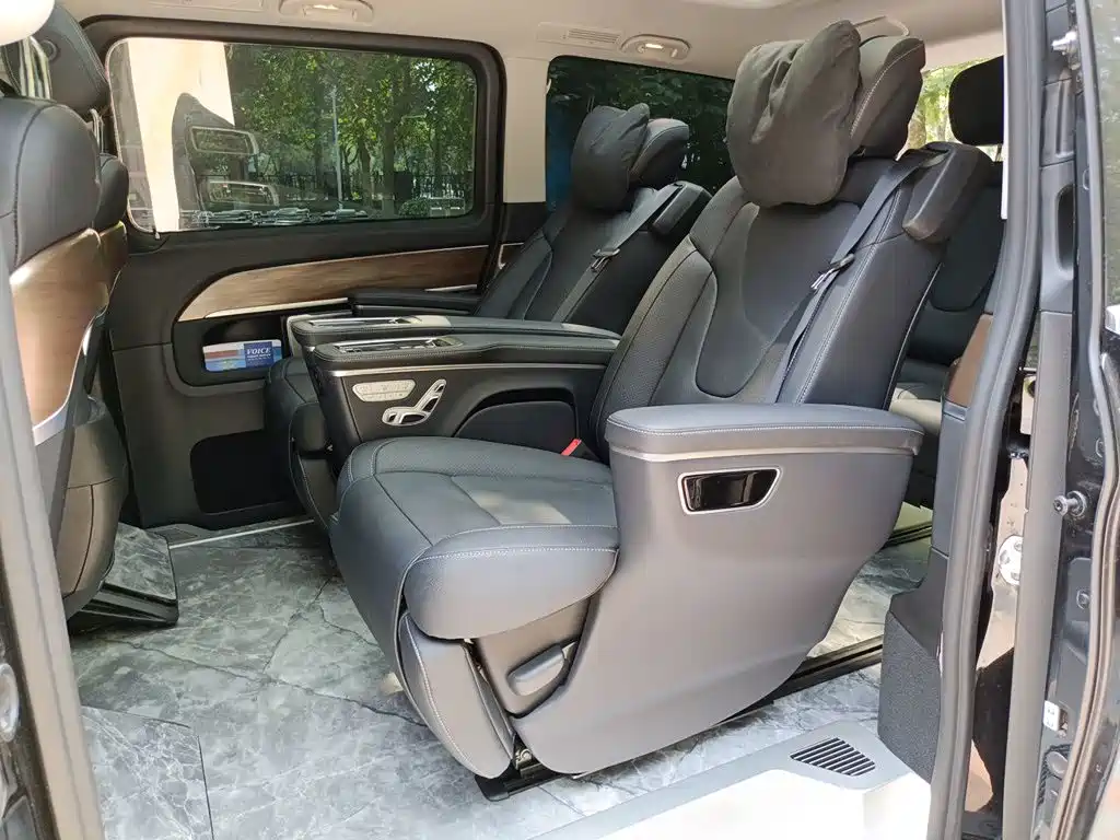Mercedes-Benz V-Class — миниатюра 15