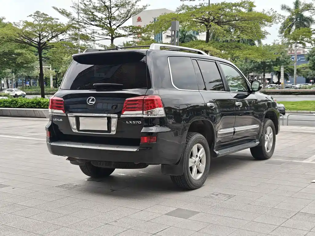Lexus LX 570, фото 4
