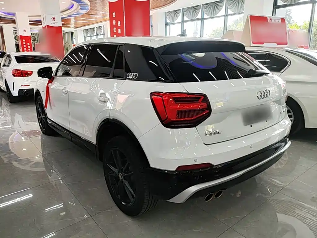 Audi Q2L — миниатюра 5