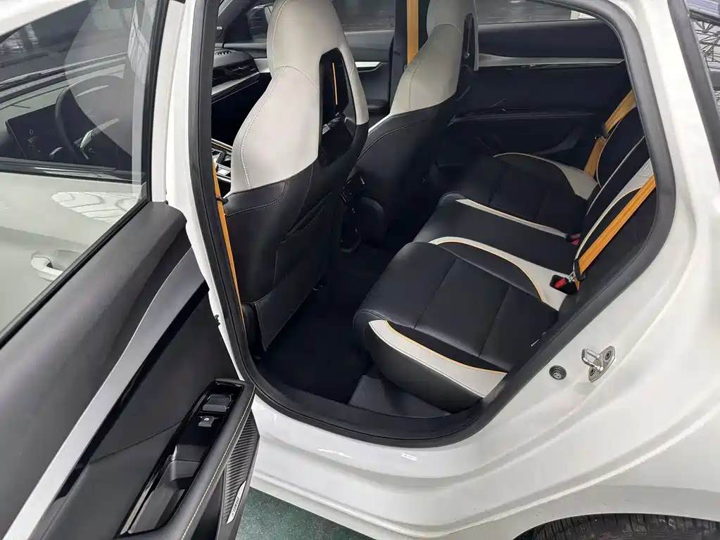MG MG5 Scorpio — миниатюра 5