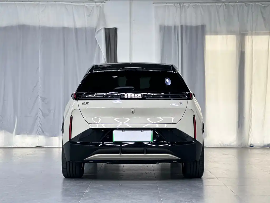 Zeekr X 2025 мест