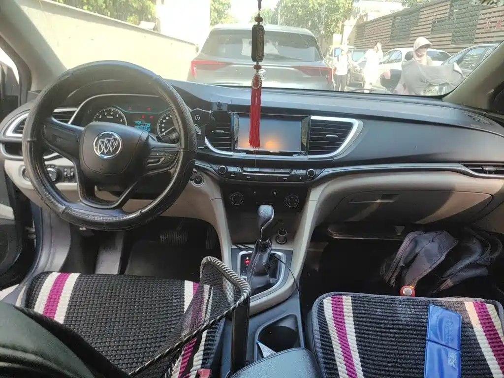 Buick Excelle — миниатюра 10