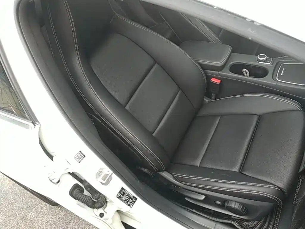 Mercedes-Benz GLA — миниатюра 25