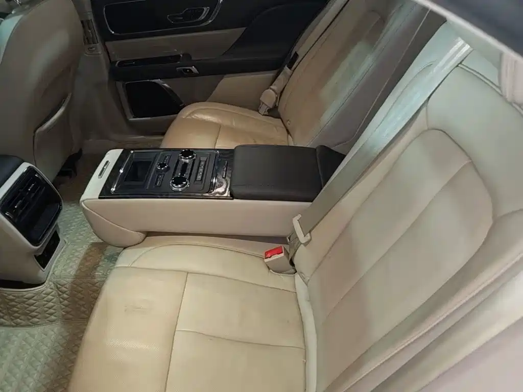Lincoln Continental — миниатюра 17