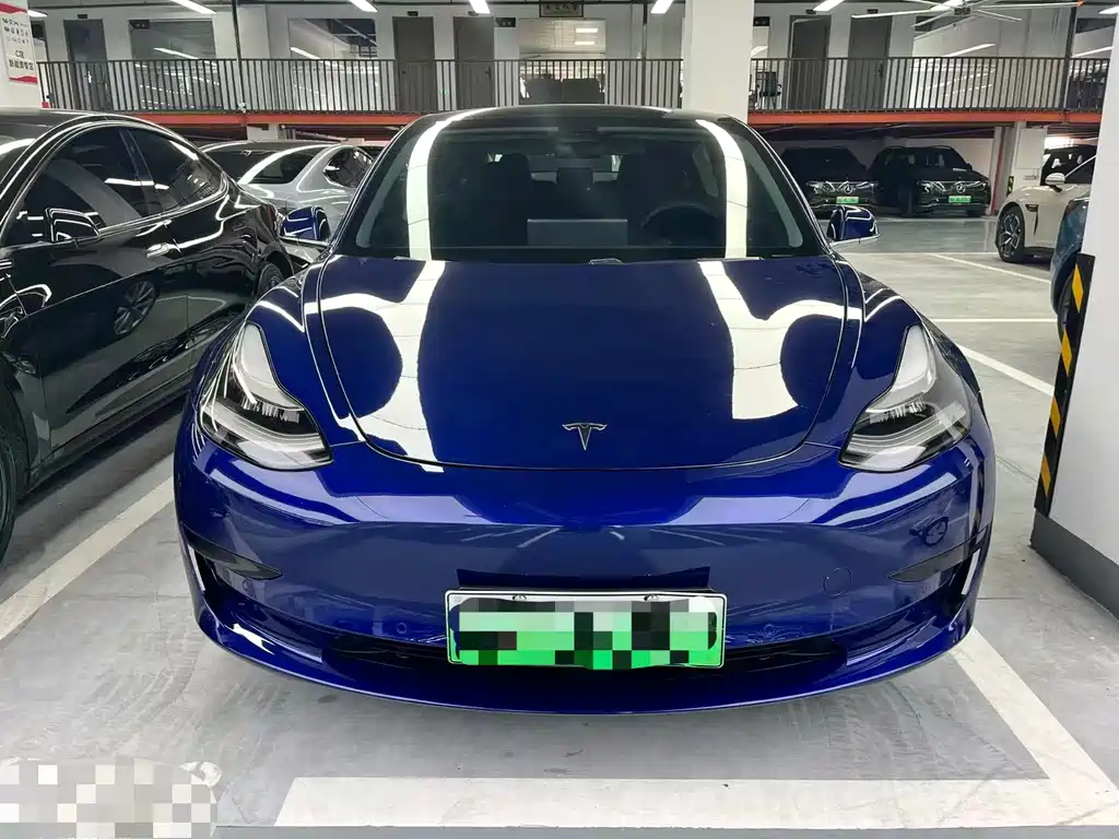 Tesla Model 3 — миниатюра 2