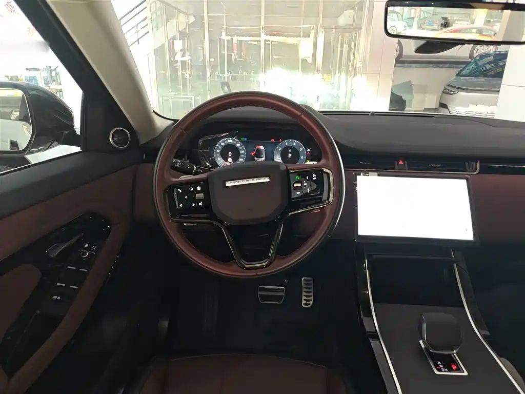 Land Rover Range Rover Evoque 2024 L SE