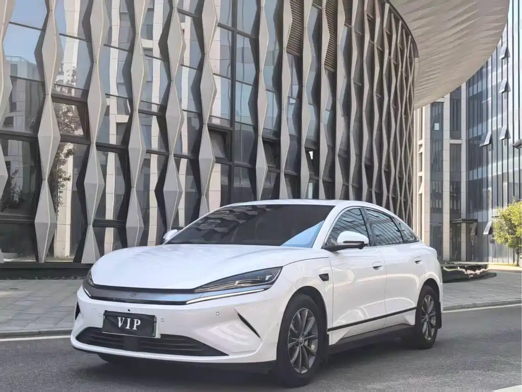 BYD Qin L