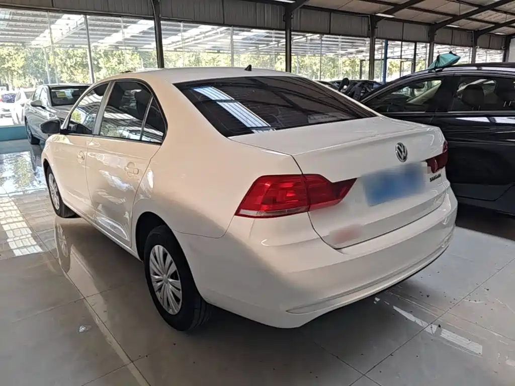 Volkswagen Santana — миниатюра 5