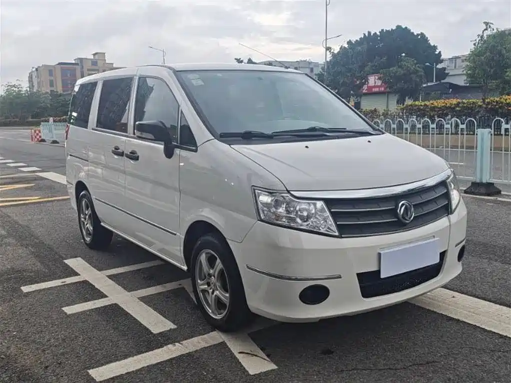 Dongfeng Succe 2013 1.5L MT Comfort 7 мест IV