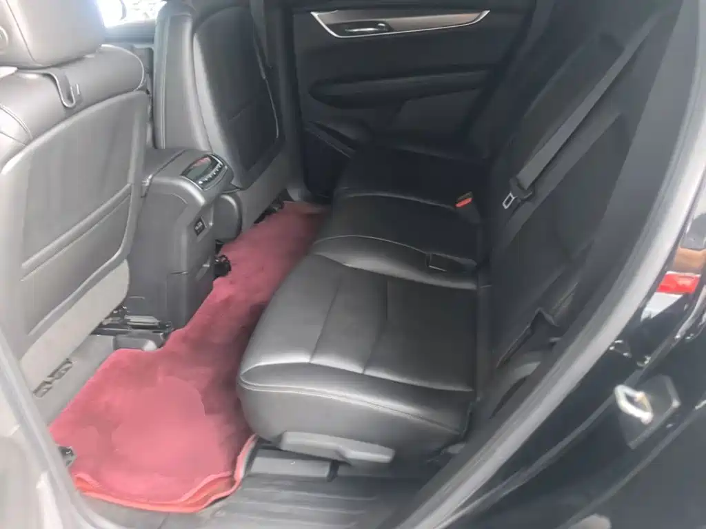 Cadillac XT6 — миниатюра 17