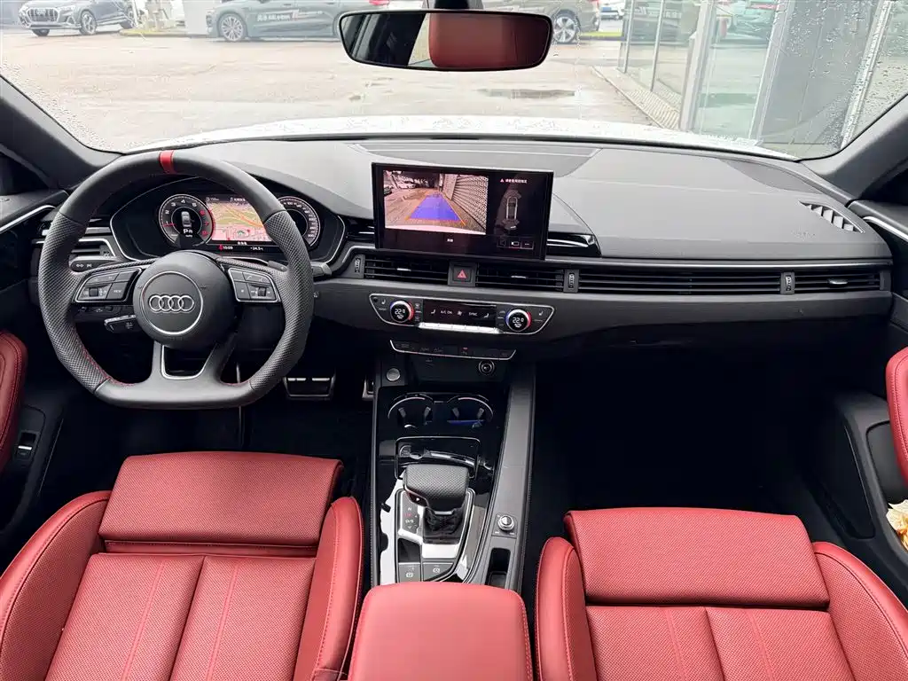 Audi A4L 2025 200 Enjoy 40 TFSI Luxury