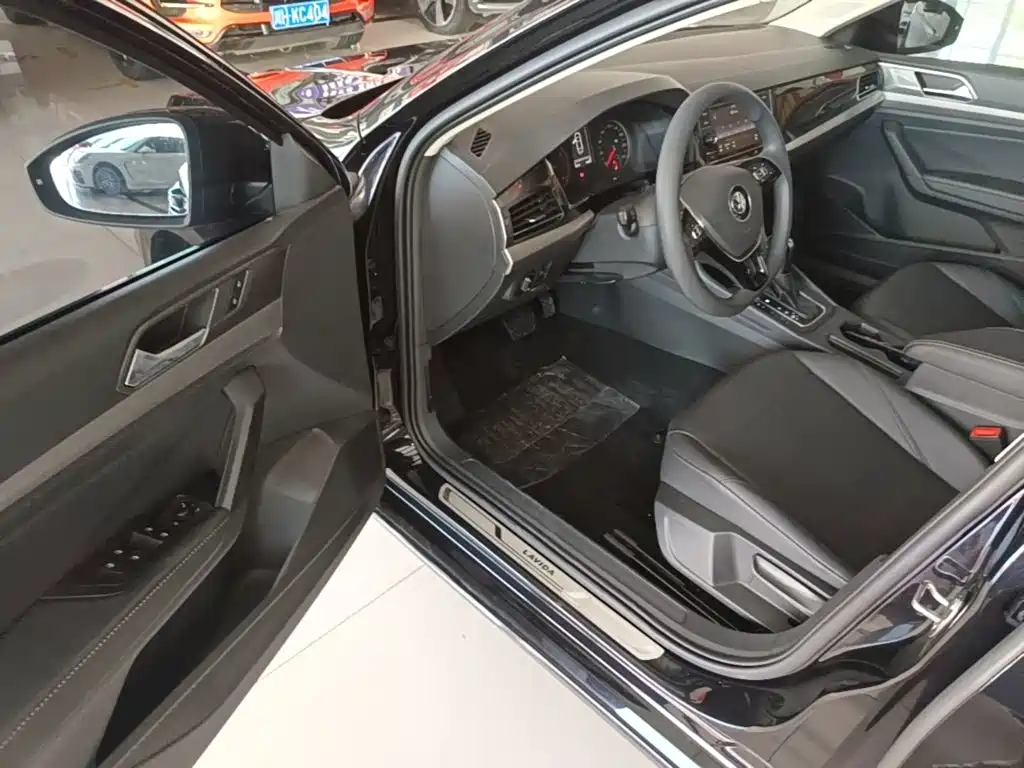 Volkswagen Lavida — миниатюра 16