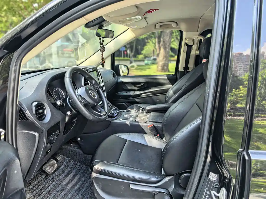 Mercedes-Benz Vito — миниатюра 6