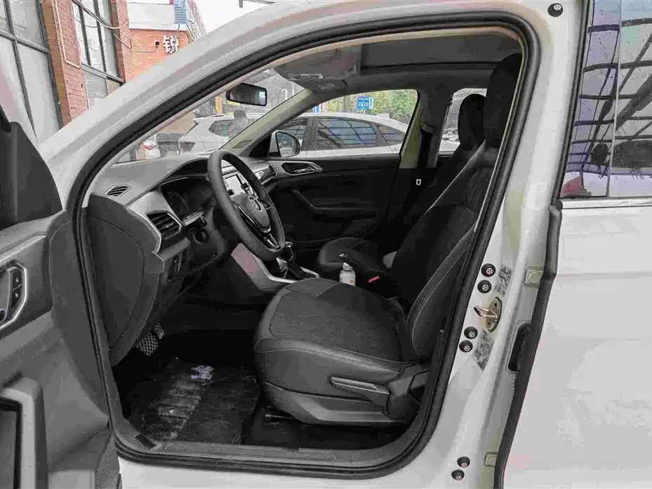 Volkswagen T-Cross — миниатюра 10