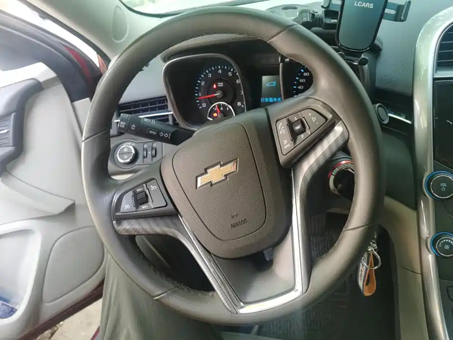 Chevrolet Malibu — миниатюра 15