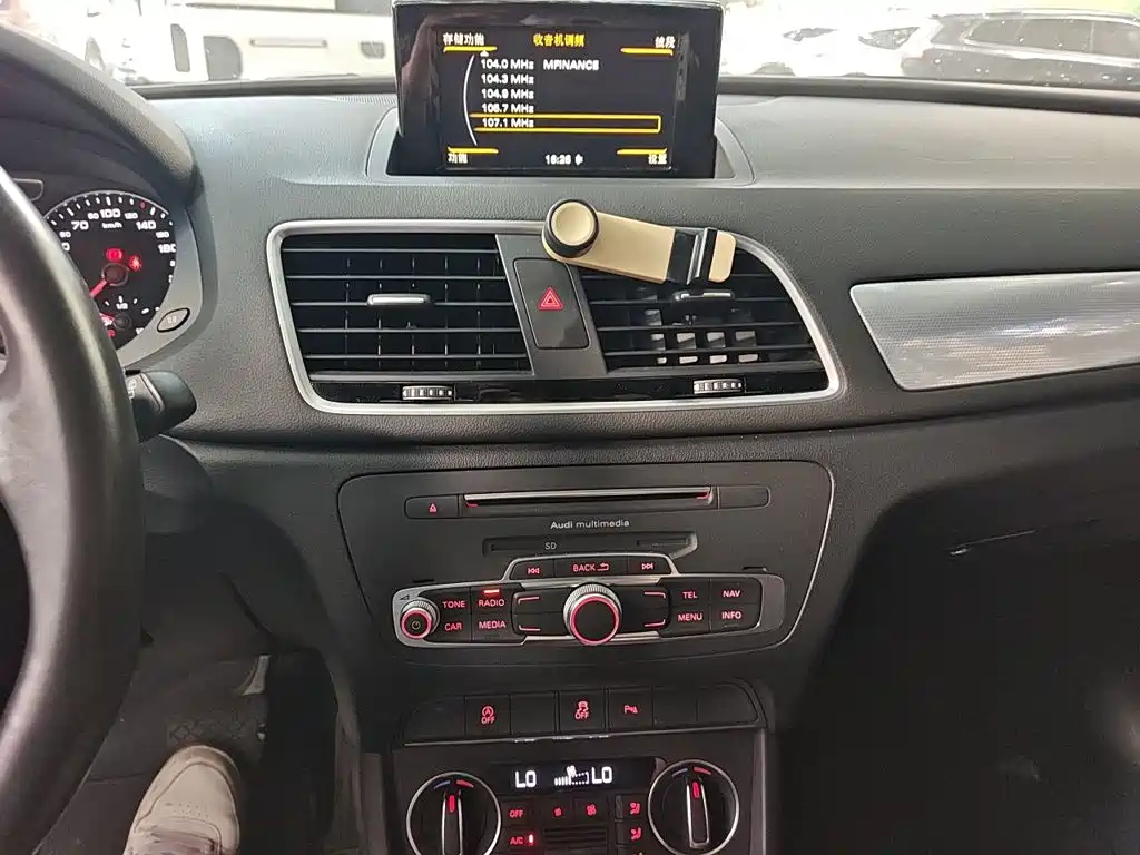 Audi Q3 — миниатюра 9