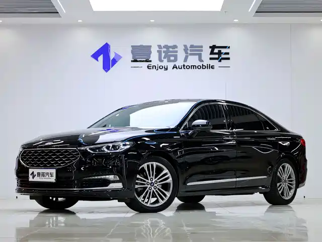FORD TAURUS 2019