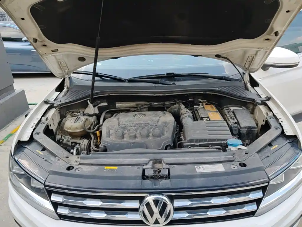 Volkswagen Tiguan L — миниатюра 20