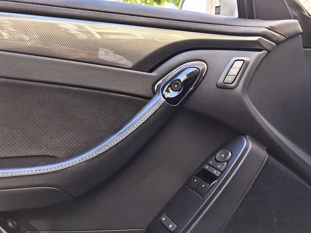 Cadillac CTS — миниатюра 17