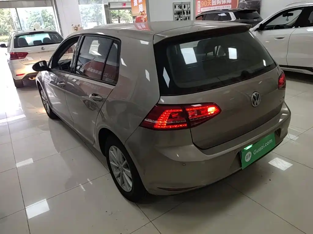Volkswagen Golf — миниатюра 5