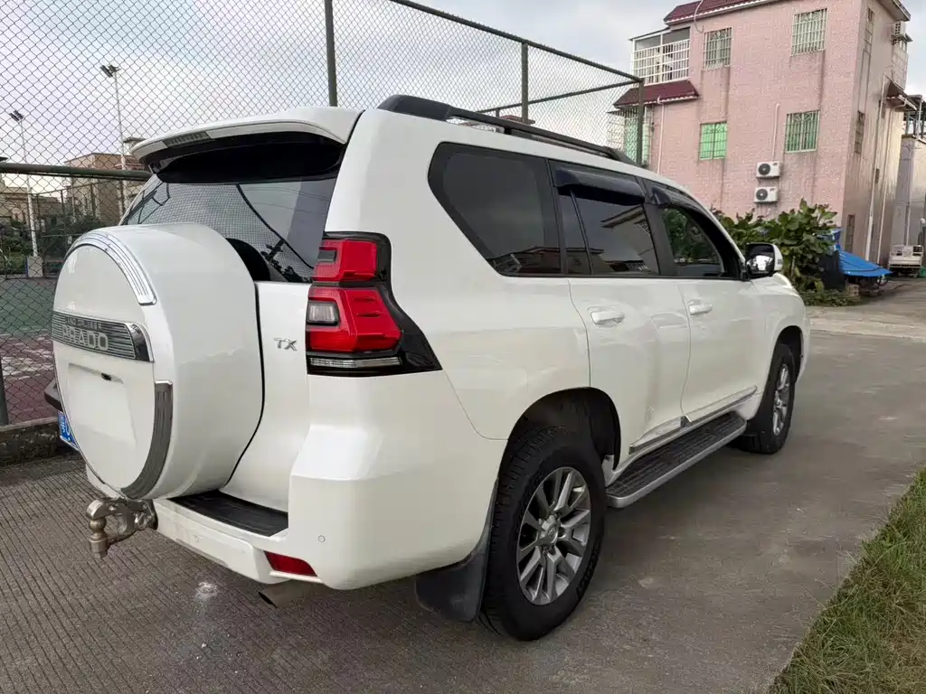 Toyota Prado — миниатюра 4