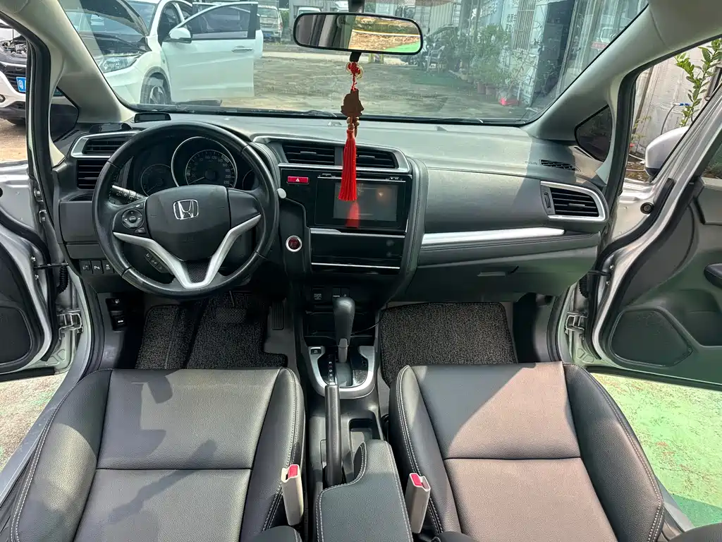Honda Fit — миниатюра 16